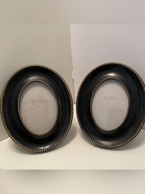Pair Of 3.5”x 5” Domain‎ Photo Frames Oval Black Gold Beaded Accents Tabletop